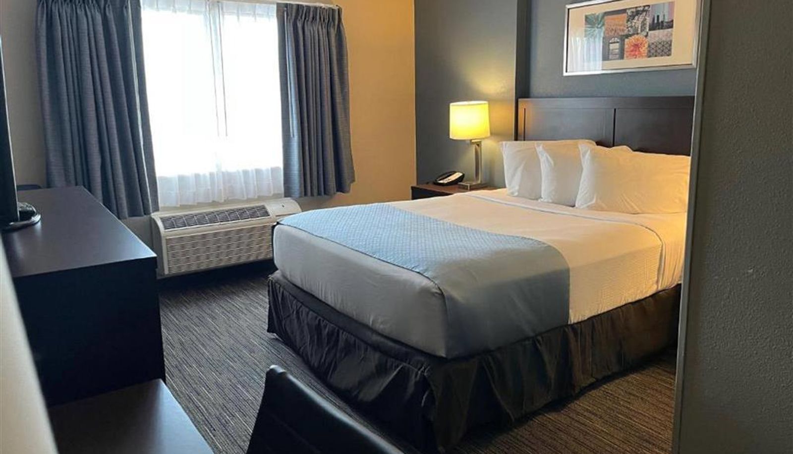Zimmer - Wingate by Wyndham Great Falls