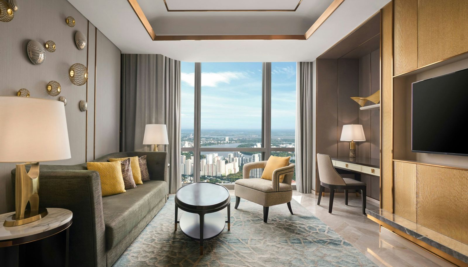 Camera - Vinpearl Landmark 81 Autograph Collection