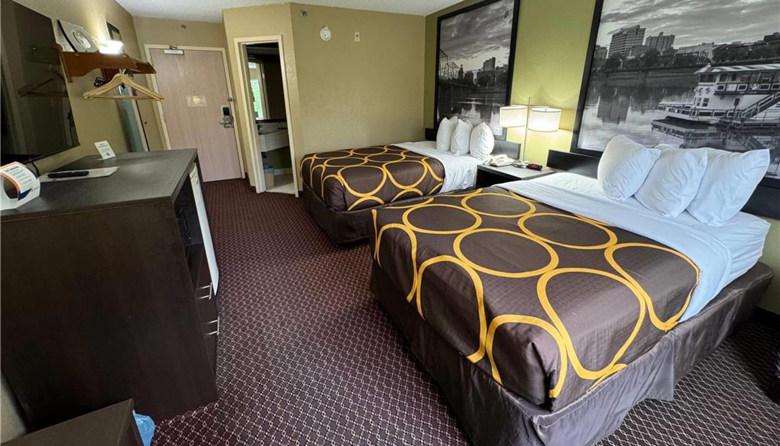Zimmer - Super 8 by Wyndham New Cumberland