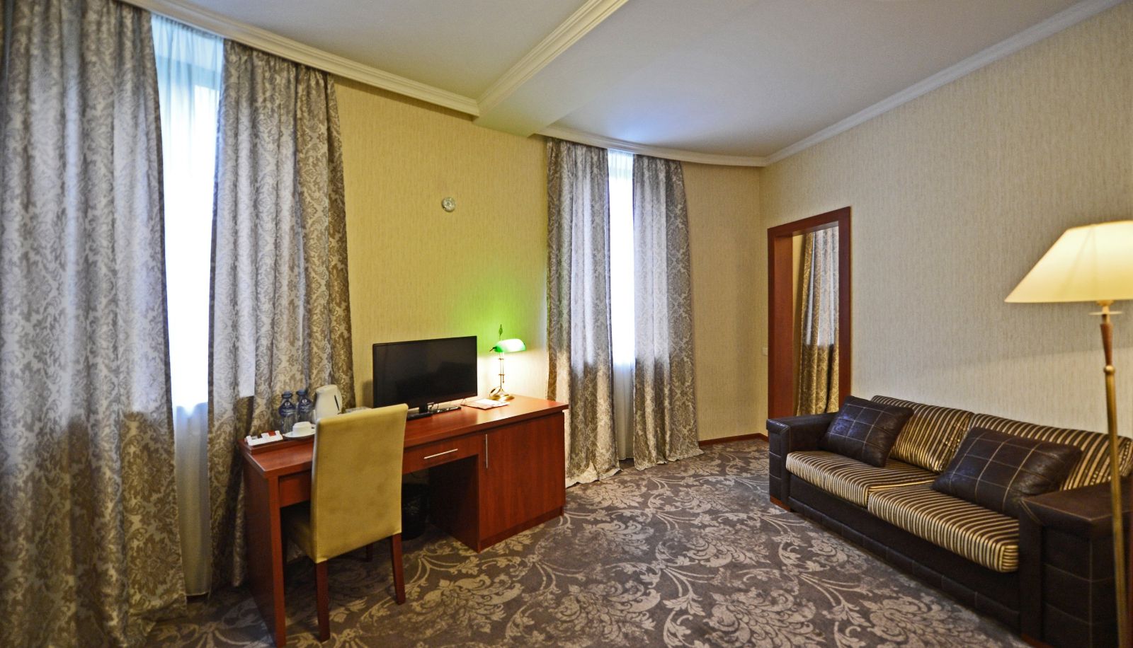 Chambre - Astoria Tbilisi