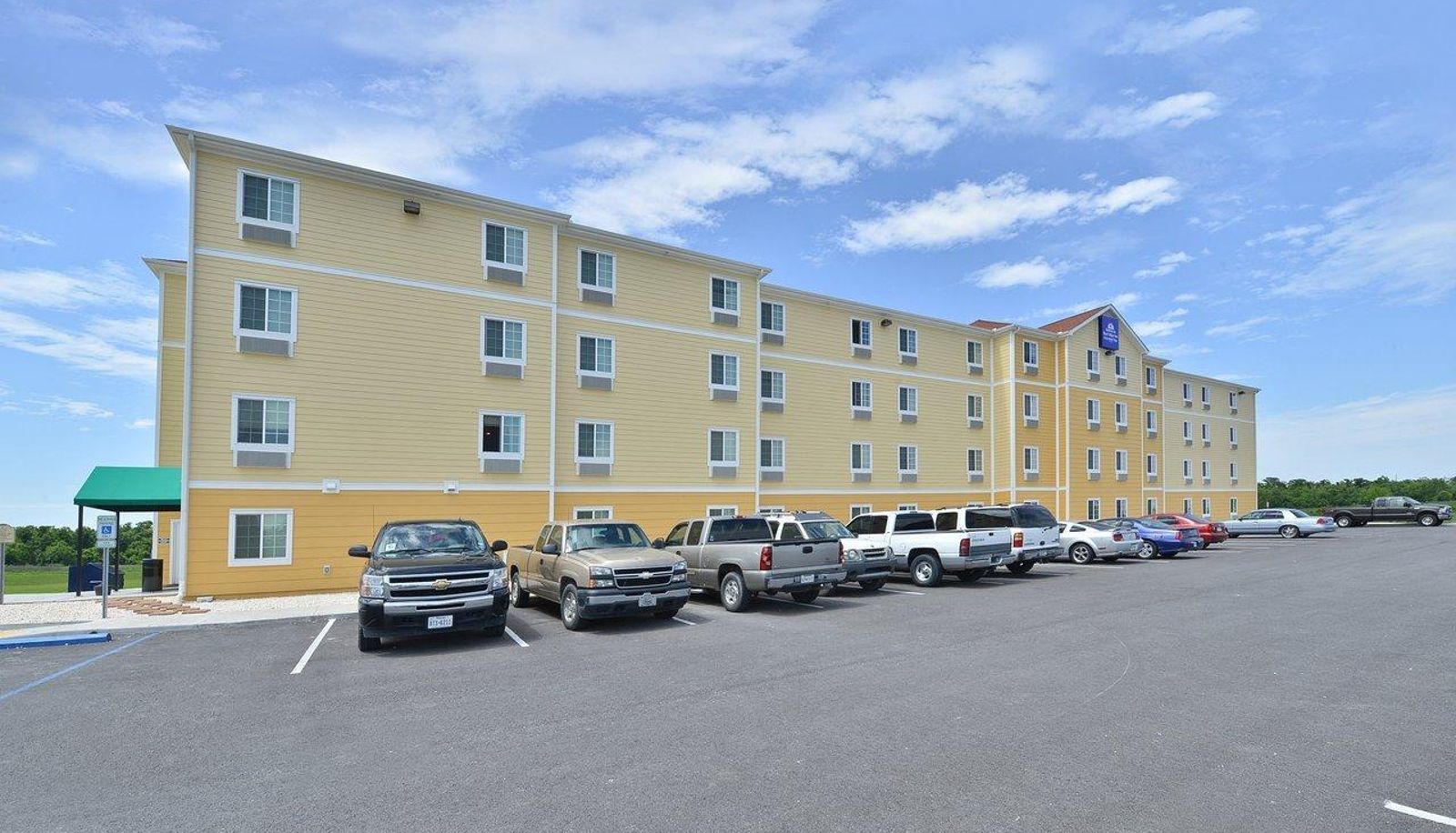 Vista esterna - AMELIA EXTENDED STAY & HOTEL