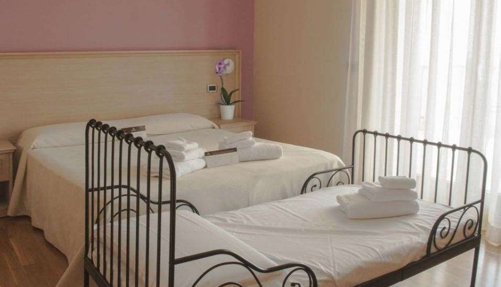 Room - HOTEL MAGNIFICAT - CANOSA SANNITA