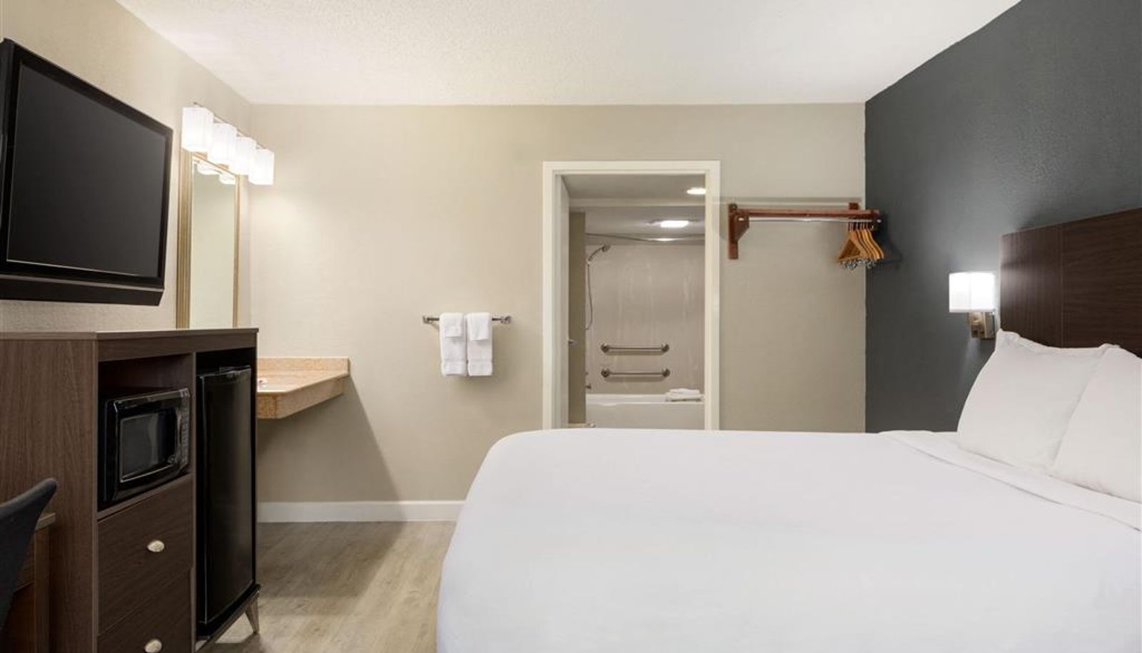 Zimmer - Baymont by Wyndham Wilmington