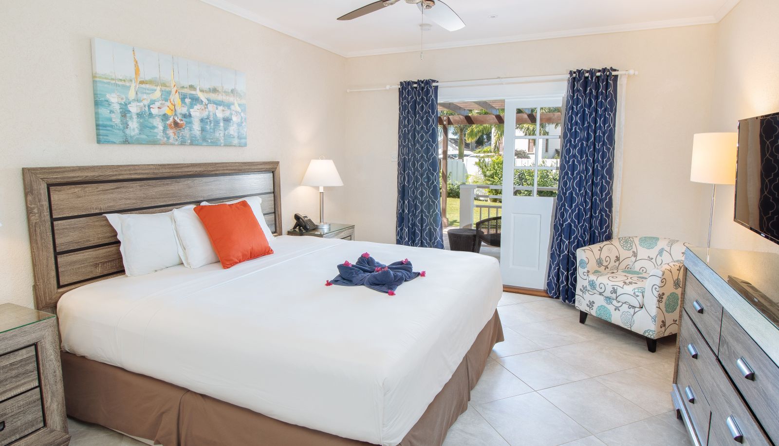 Room - Bel Jou Hotel