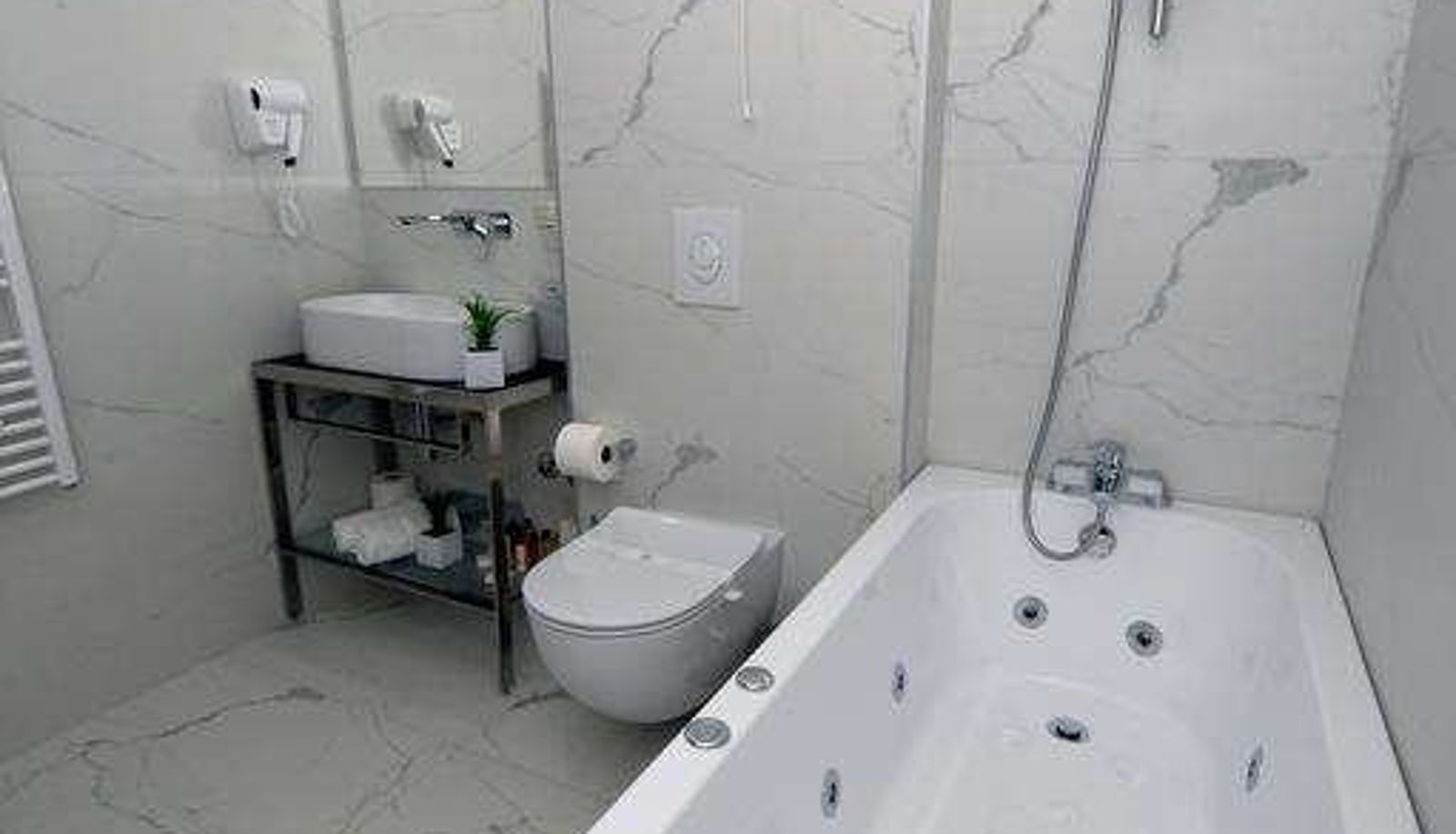 Habitación - HOTEL ALEXANDAR II