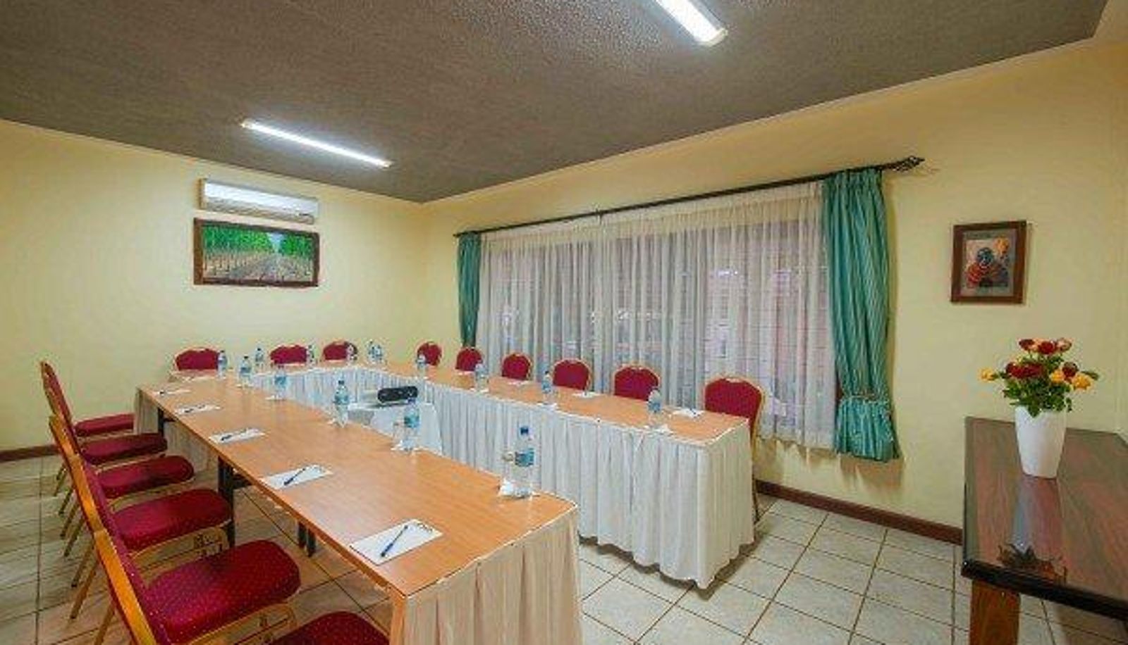 Info - The Milimani Lodge