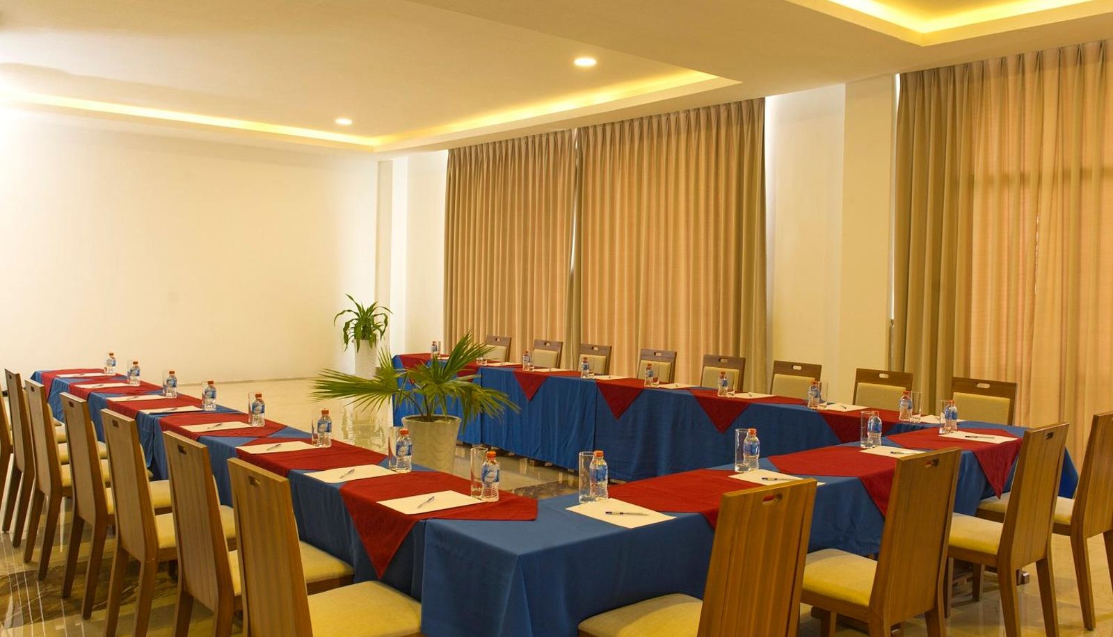 Conference room - Golden Peak Resort and Spa
