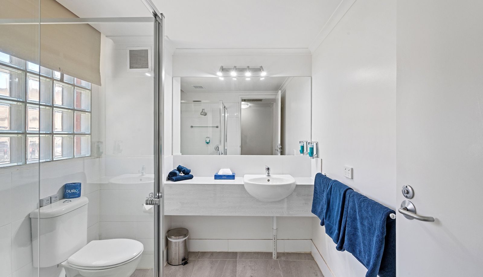 Zimmer - The River Boat Hotel Echuca