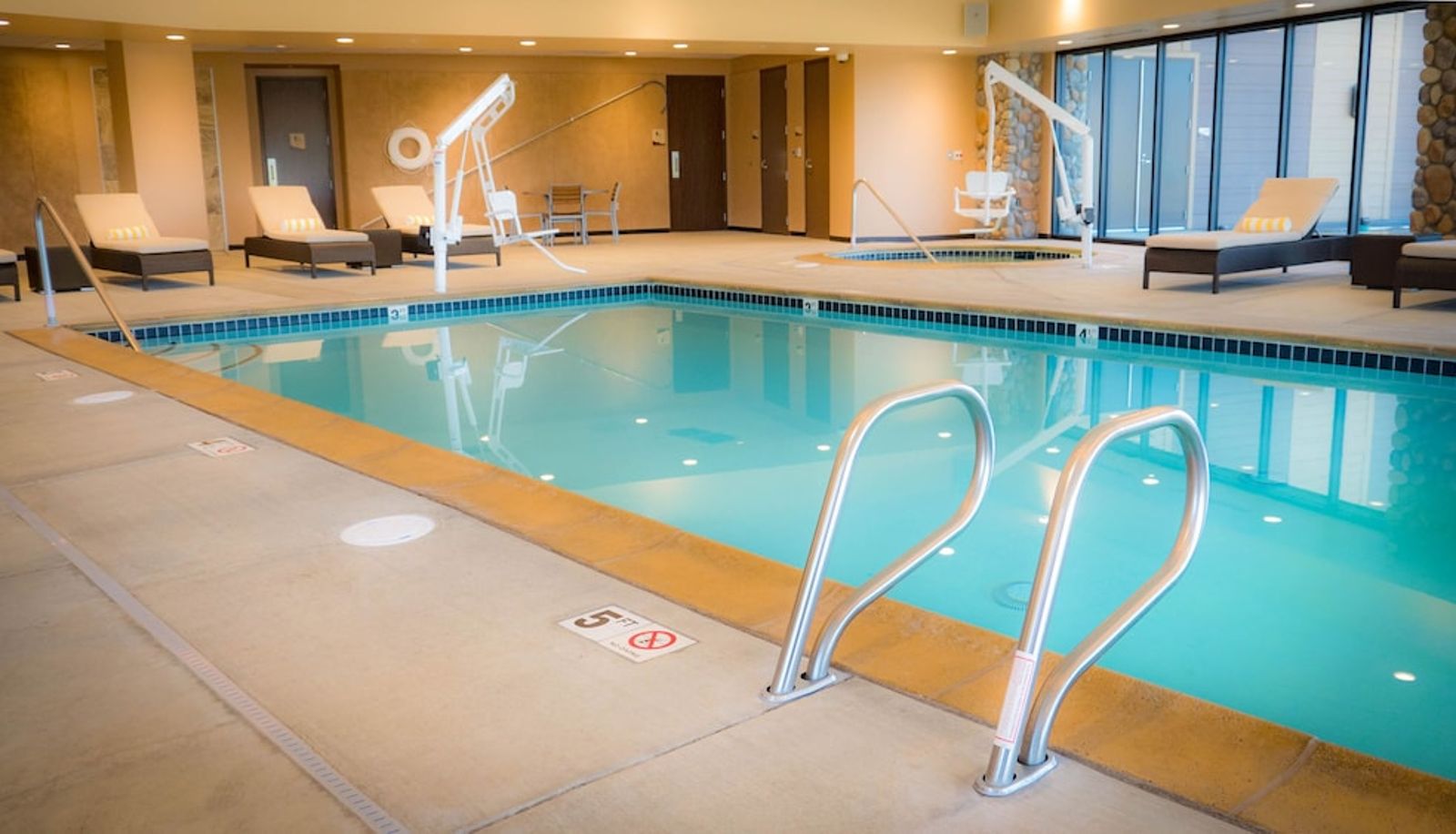 Pool - Legends Casino Hotel