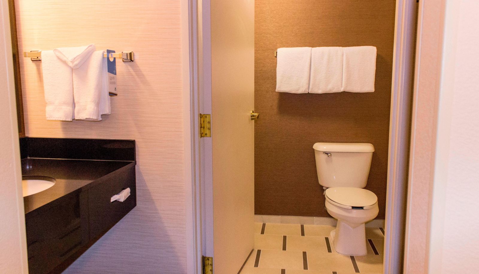 Room - Fairfield Inn by Marriott Kansas City Downtown Union Hill