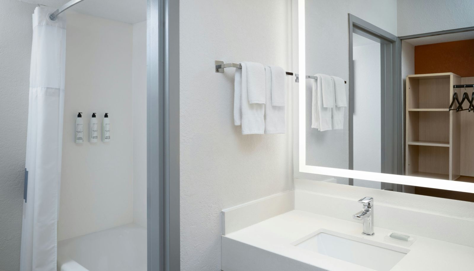 Zimmer - City Express by Marriott Orlando International Drive