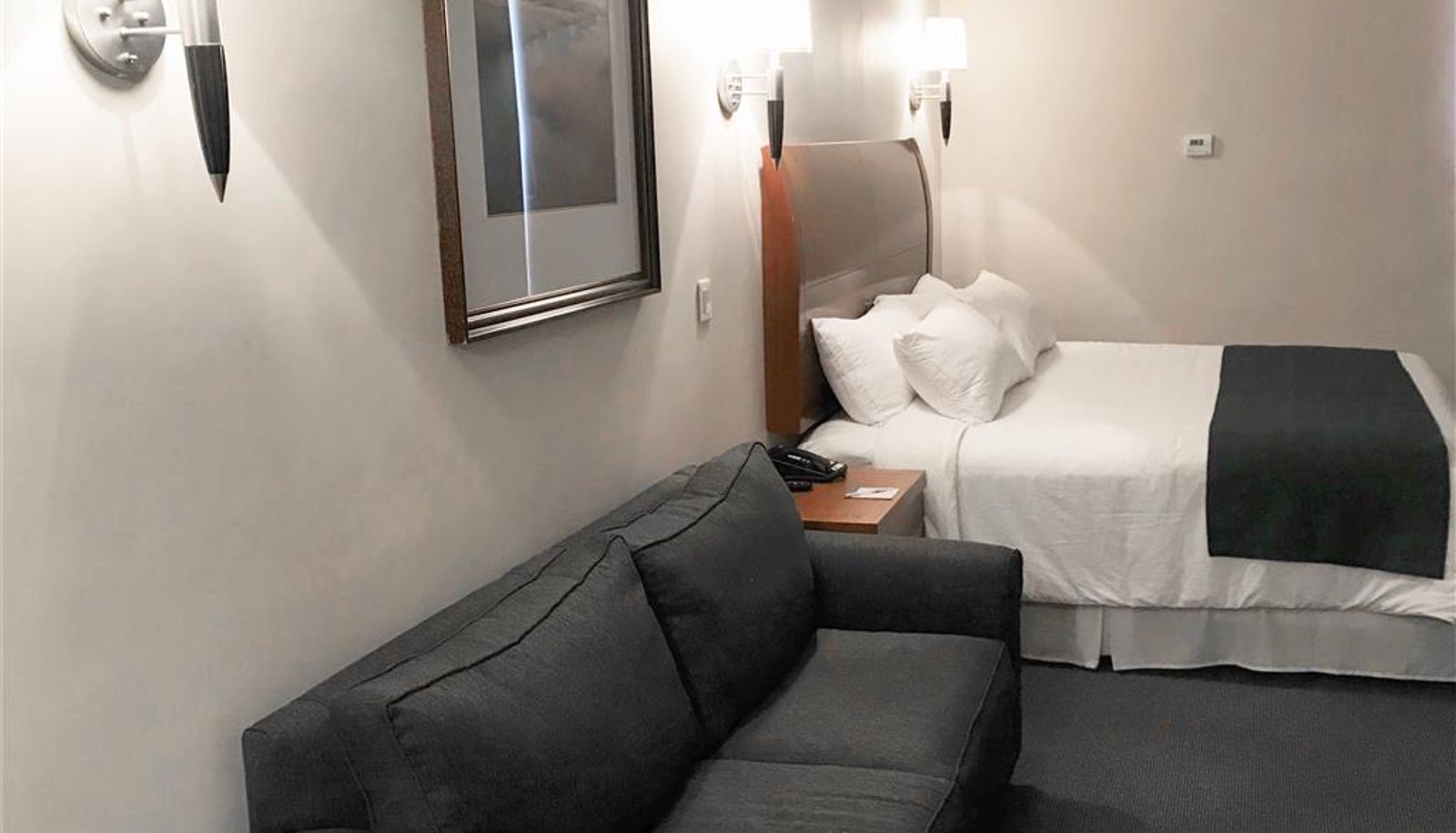 Zimmer - Days Inn by Wyndham Piedras Negras