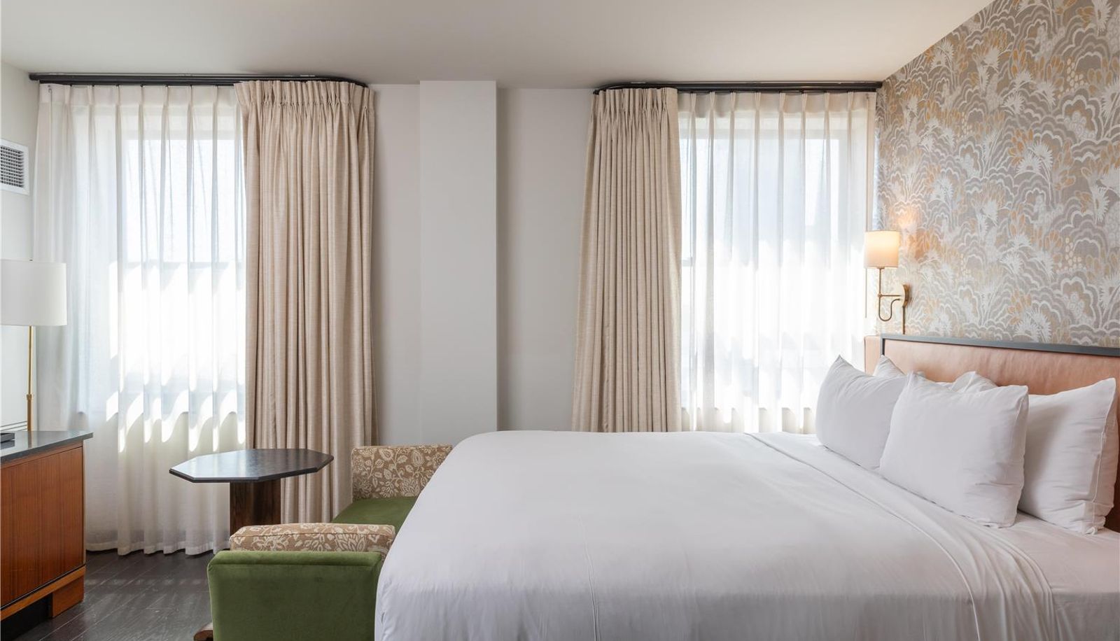Zimmer - Holston House Nashville in the Unbound Collection by Hyatt