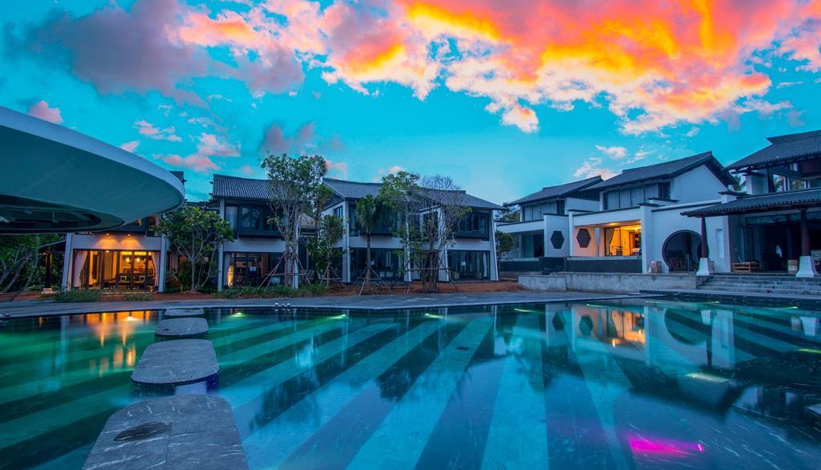 Vue extérieure - Baba Beach Club Phuket Hotel
