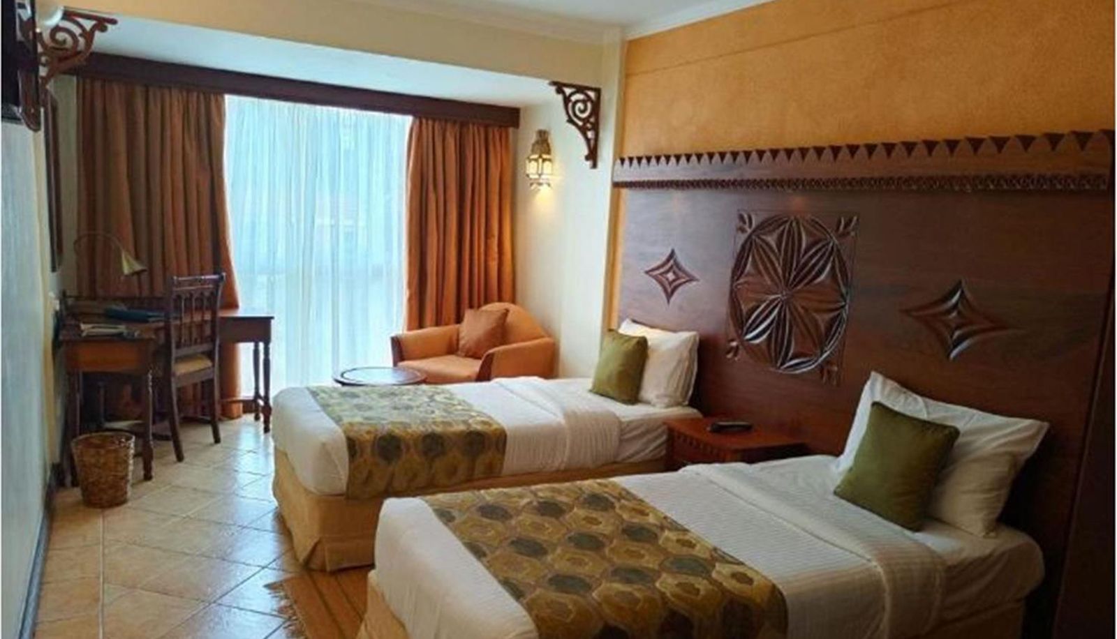 Kamer - THE HERON BY SAROVAR PORTICO INDIA