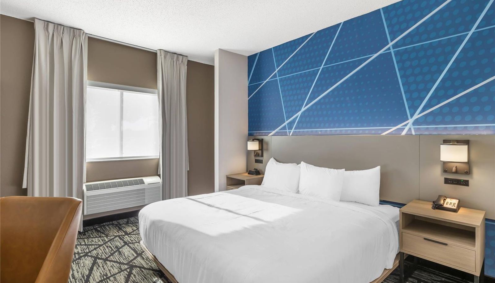 Camera - Comfort Inn Davenport East - Bettendorf