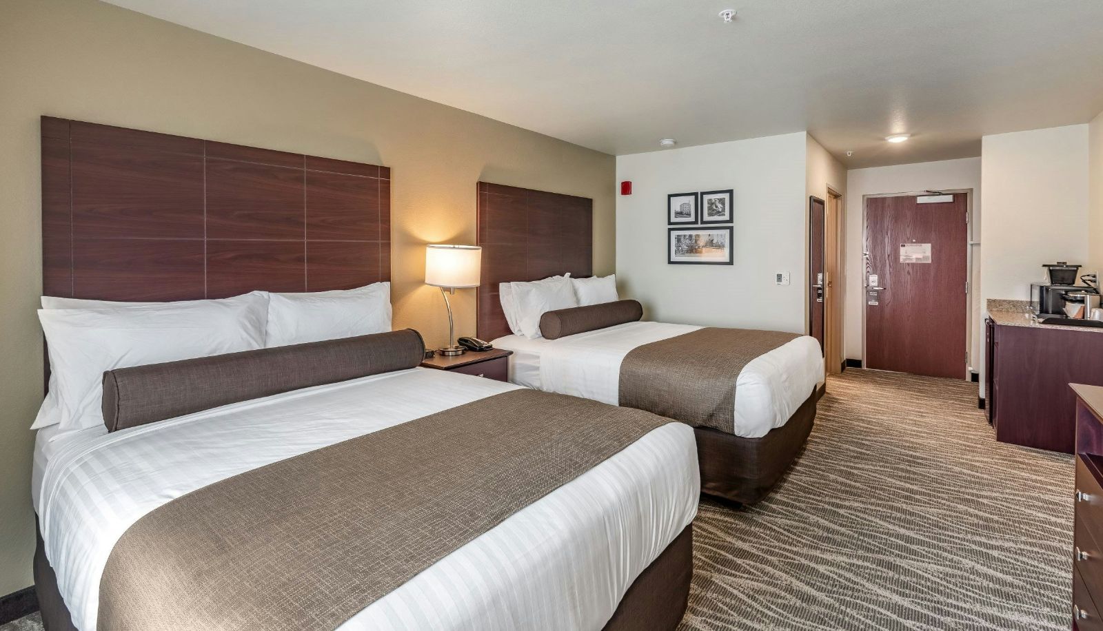 Chambre - Cobblestone Hotel & Suites - Hartford