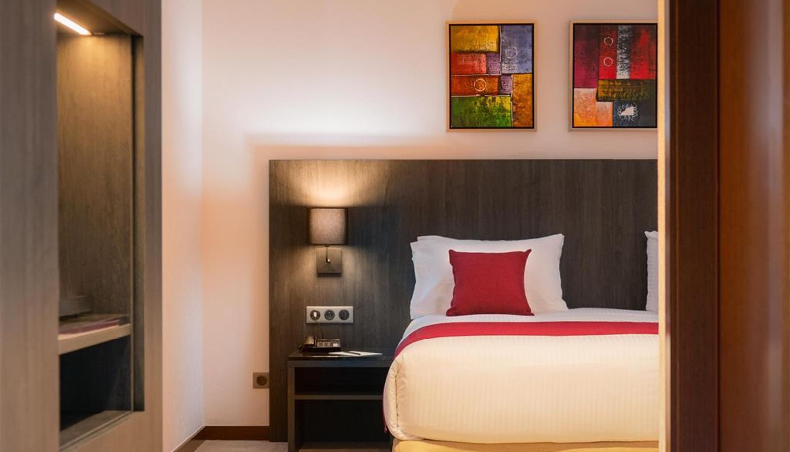 Habitación - Golden Tulip Royaume