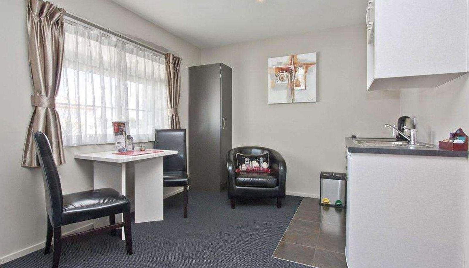 Room - 315 MOTEL RICCARTON