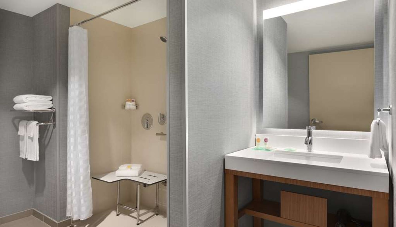 Kamer - Hyatt Place Virginia Beach Town Center