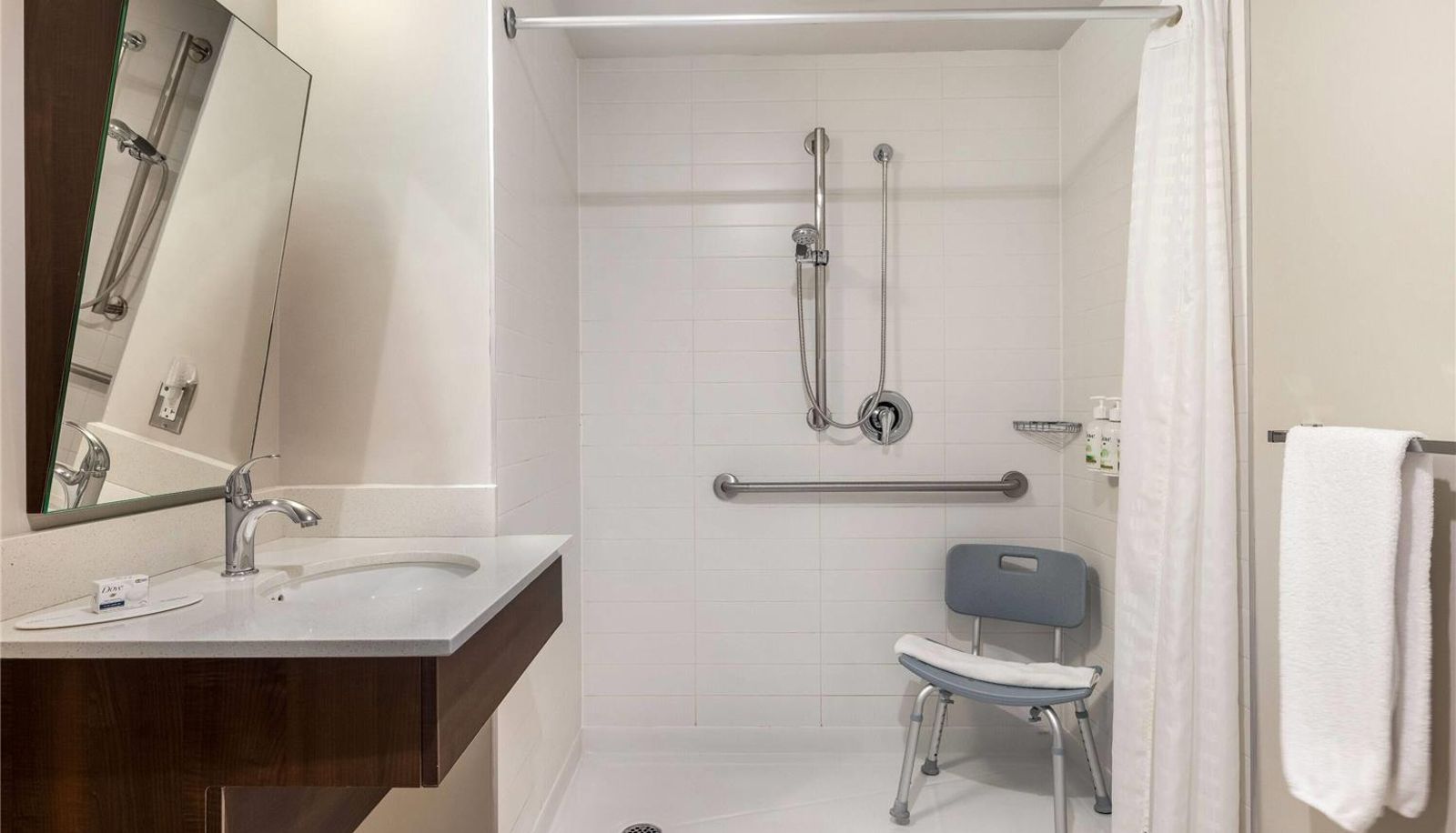 Zimmer - Microtel Inn & Suites by Wyndham Mont Tremblant