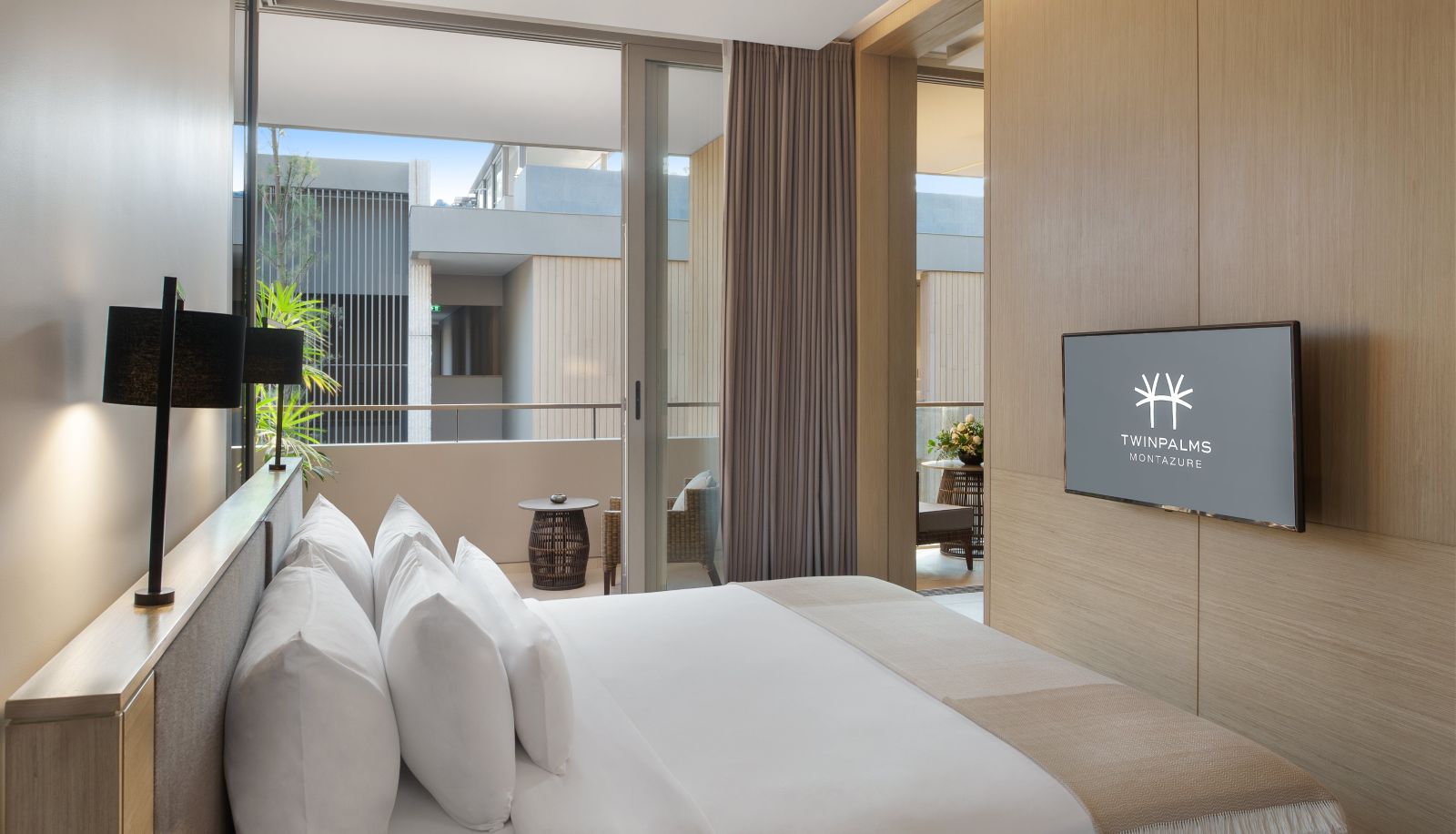 Camera - Twinpalms MontAzure Phuket