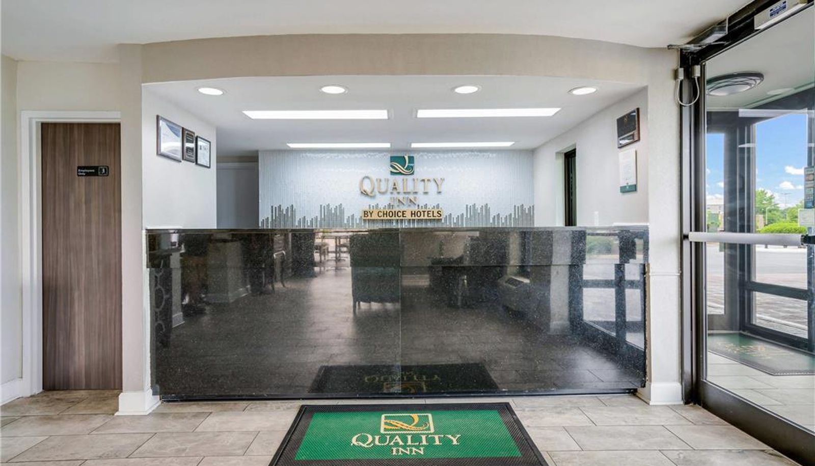 Hall - Quality Inn Greenville near University