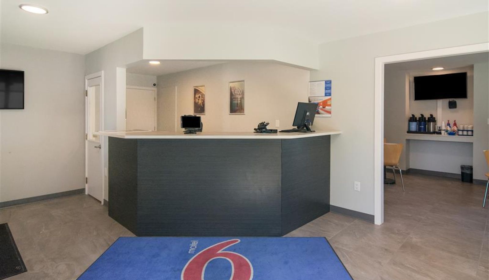 Salón - MOTEL 6 SAANICHTON- VICTORIA AIRPORT