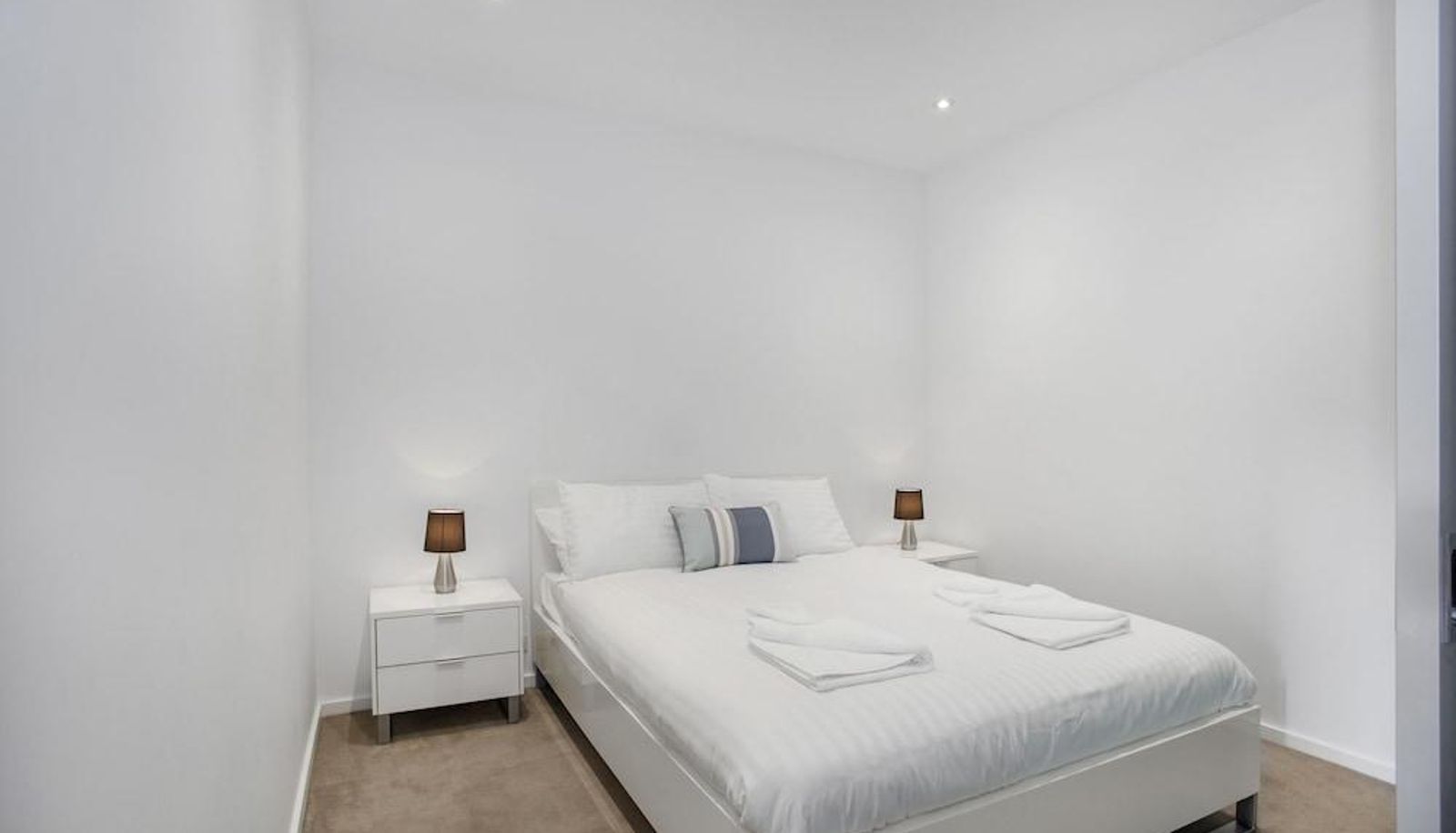Apartment - Mel Southbank Prima Pearl Apts