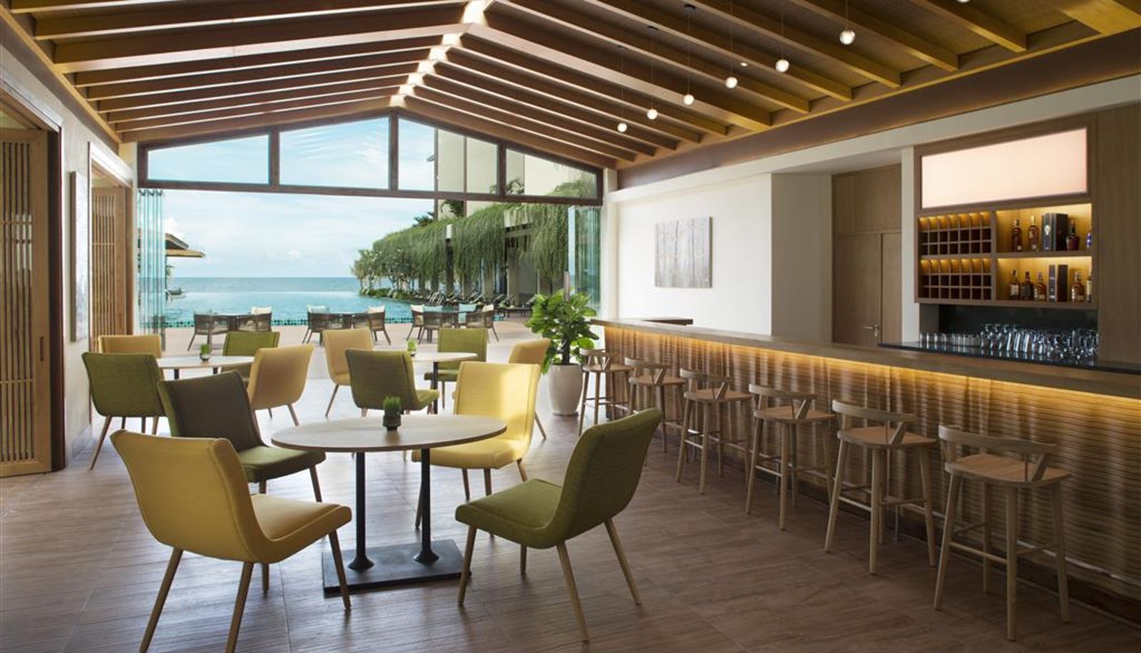 Bar - Dusit Princess Moonrise Beach Resort Phu Quoc