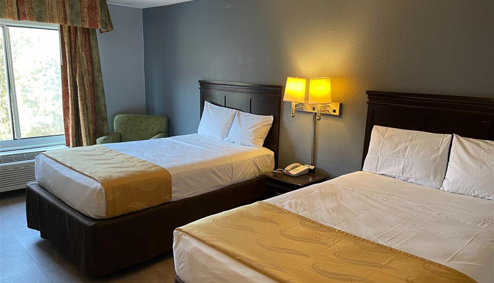 Kamer - SureStay Plus by Best Western Durham Medical Center