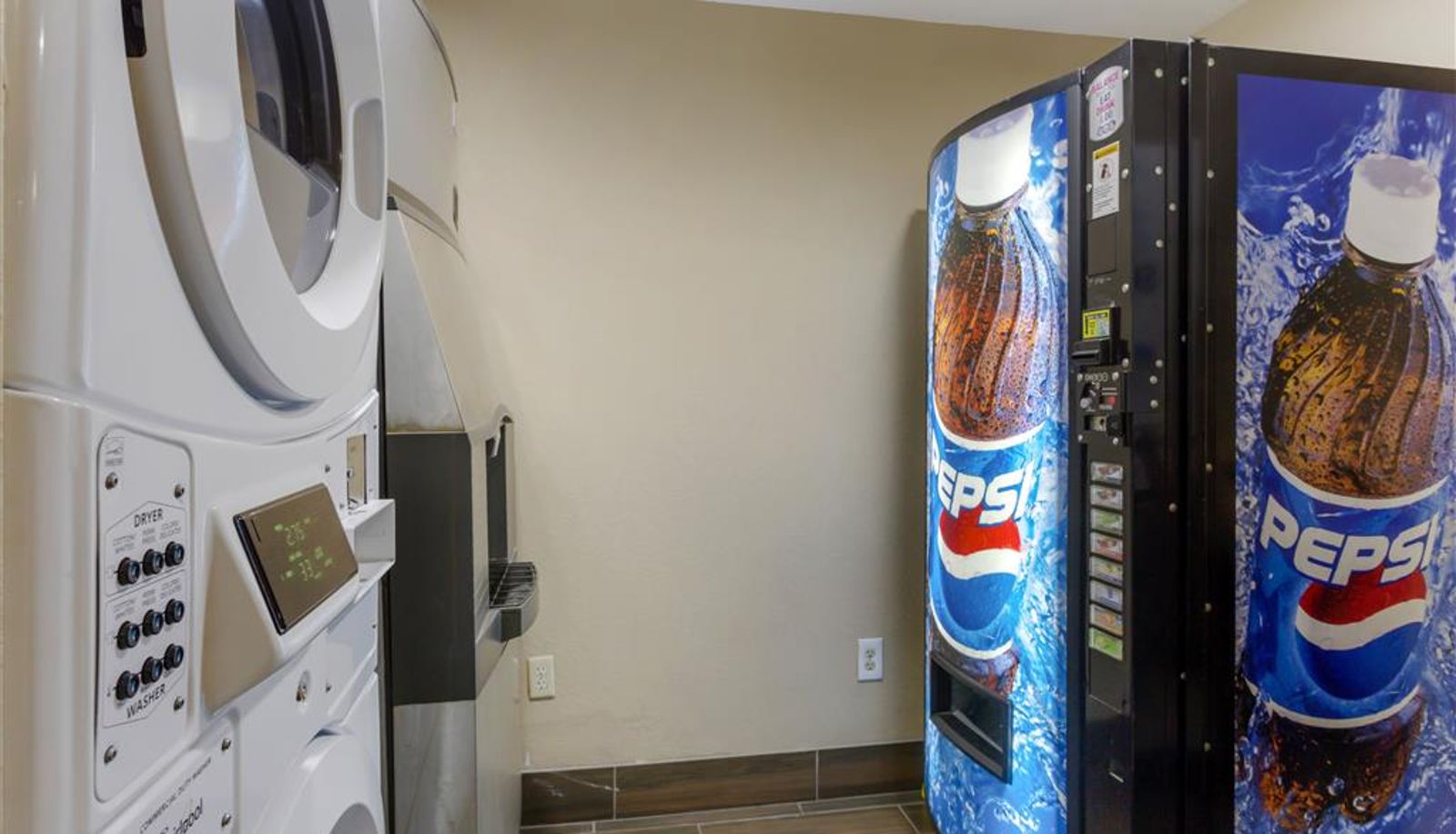Interieur - COMFORT INN AND SUITES NORTH