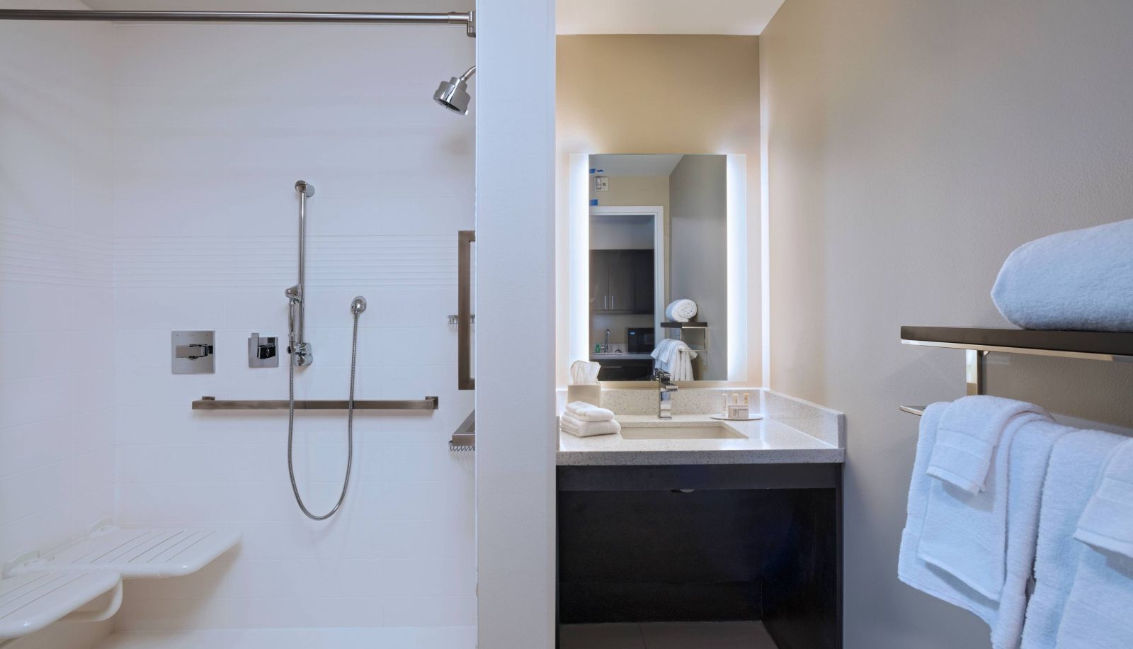 Kamer - TownePlace Suites Dallas DFW Airport North-Irving