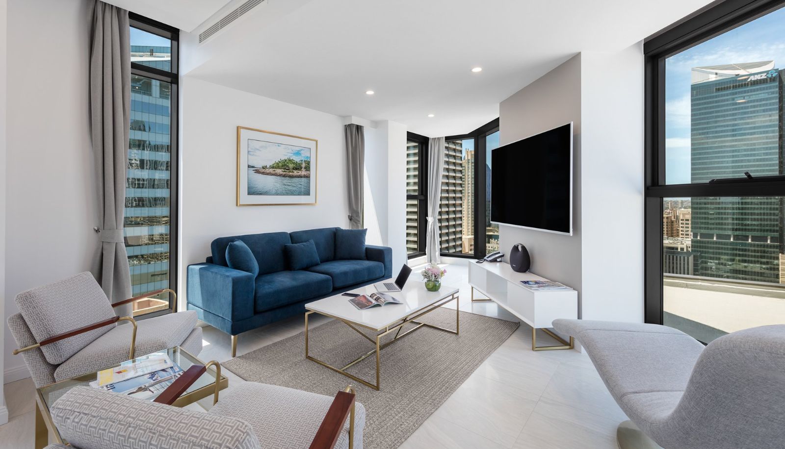 Suite - Meriton Suites Sussex Street