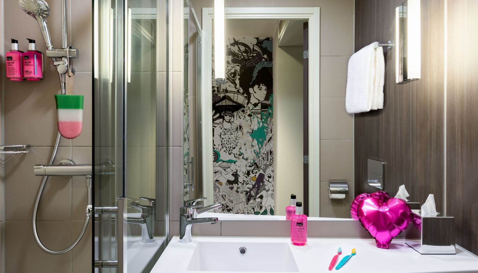 Zimmer - Moxy Glasgow SEC