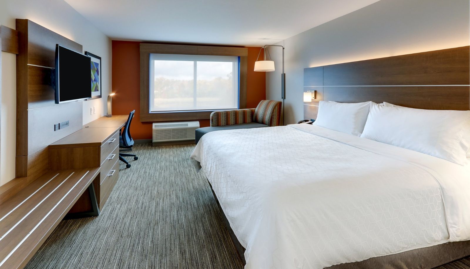 Room - Holiday Inn Express & Suites MIDDLETOWN - GOSHEN by IHG