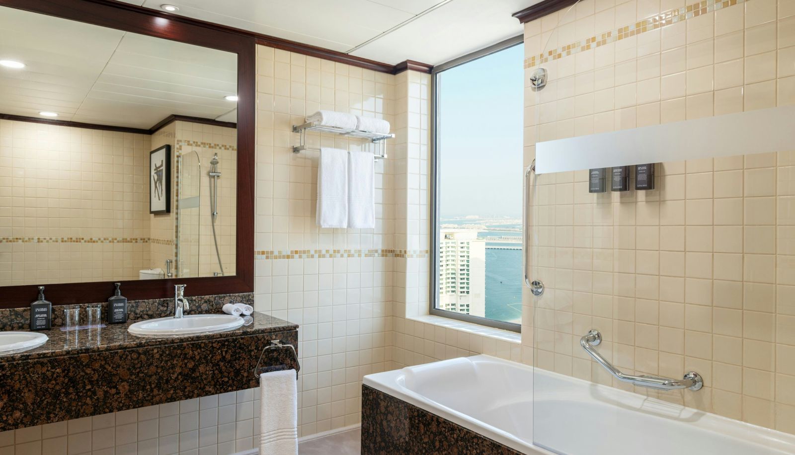Zimmer - Sheraton The Walk Dubai