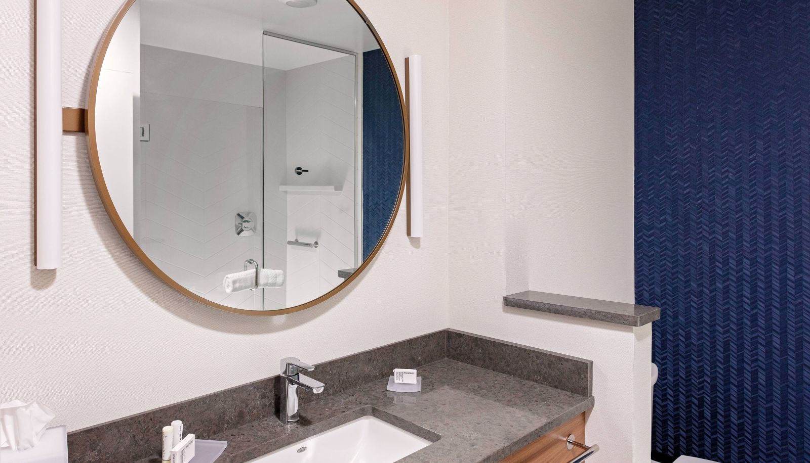 Zimmer - Fairfield by Marriott Inn Suites Queensbury Glens Falls Lake George Area