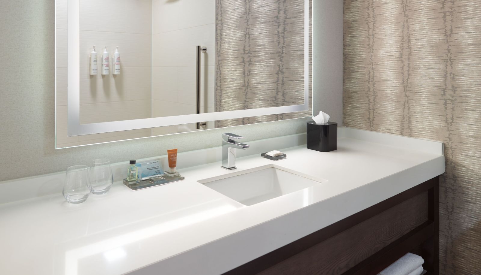Room - Chattanooga Marriott Downtown