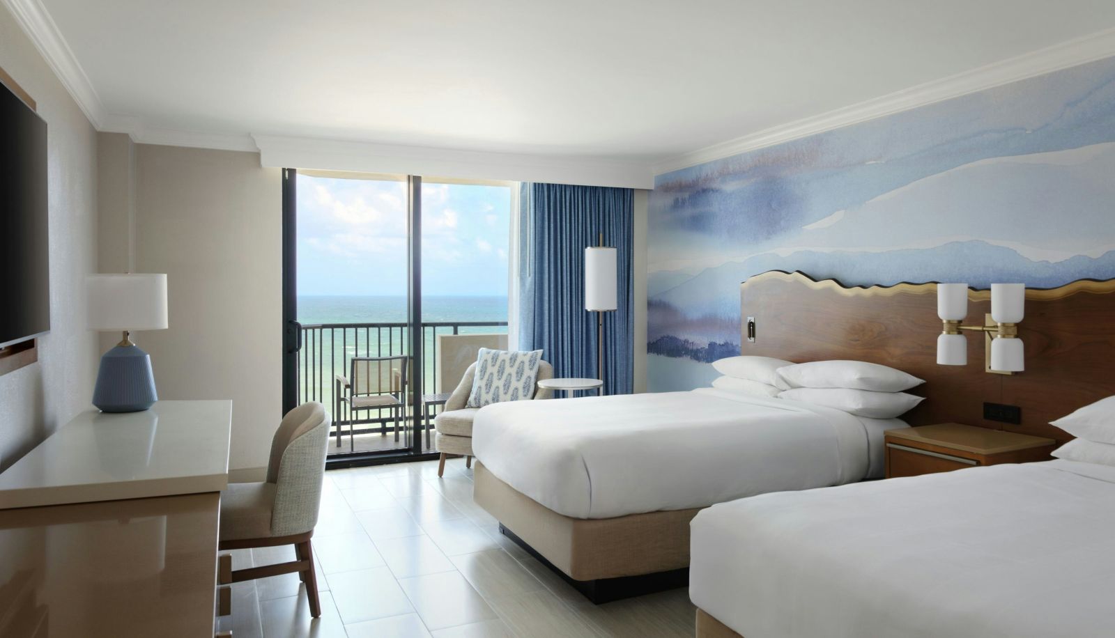 Camera - Fort Lauderdale Marriott Harbor Beach Resort and Spa
