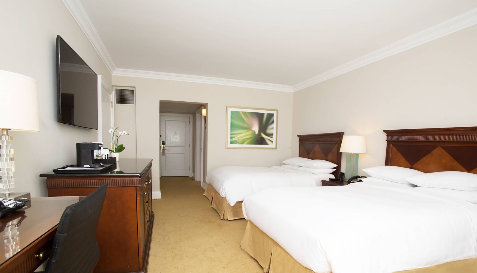 Zimmer - JW Marriott Miami