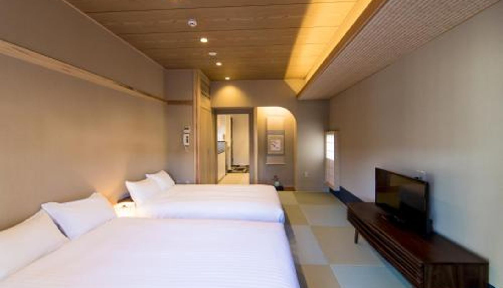 Room - My K House