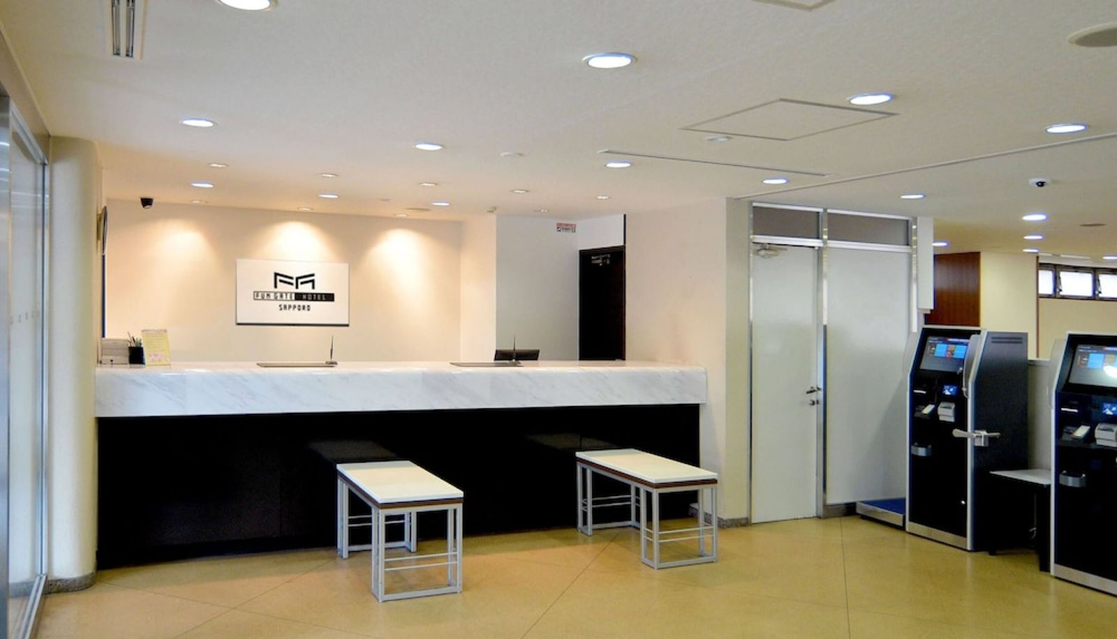 Recepción - FUN GATE HOTEL SAPPORO