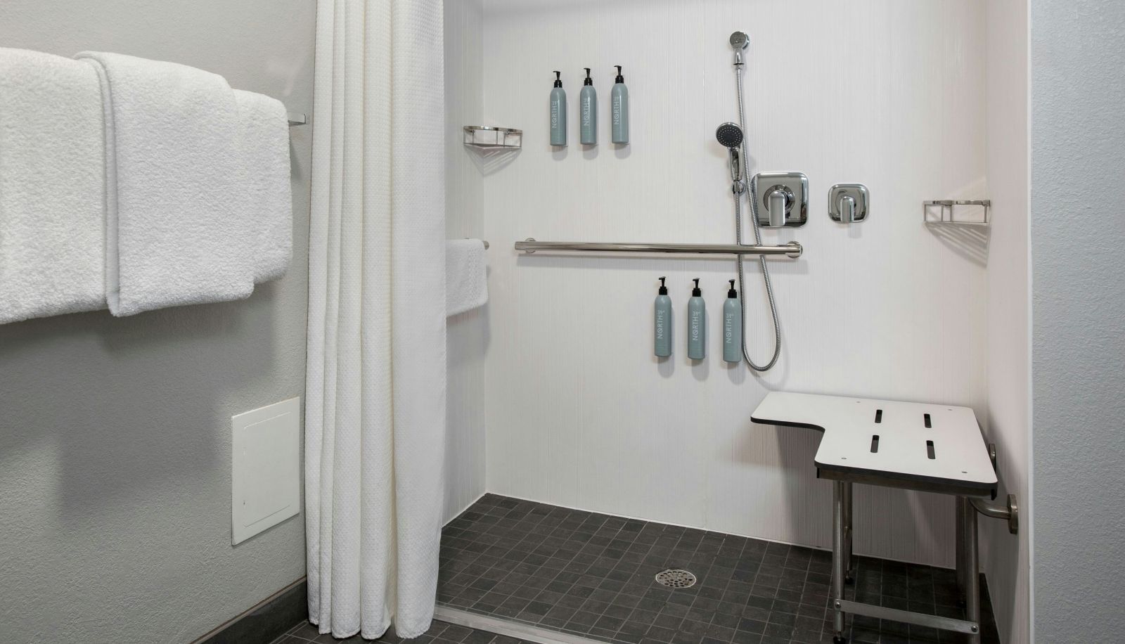 Zimmer - Courtyard by Marriott Pueblo