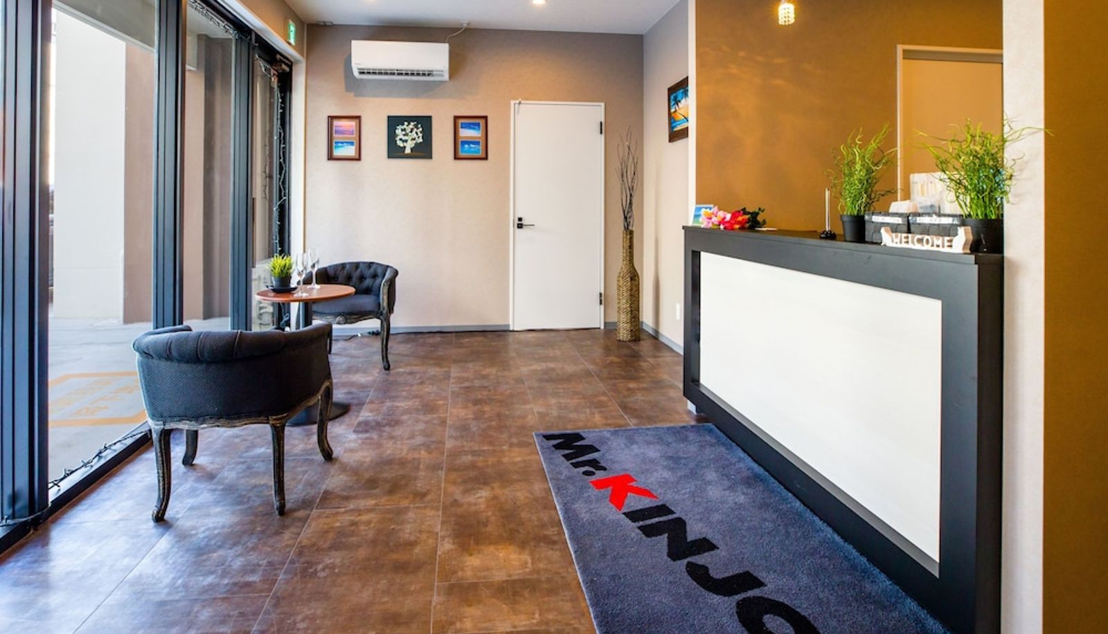 Rezeption - Mr.KINJO in VIOLETTE East Town 2