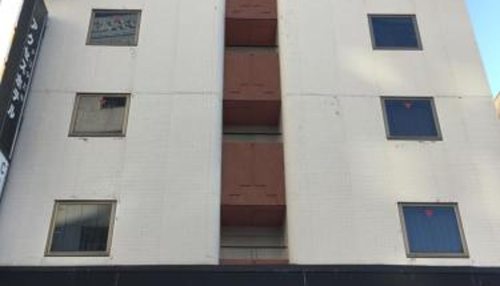 Buitenruimte van het hotel - Nagoyaeki Access Hotel