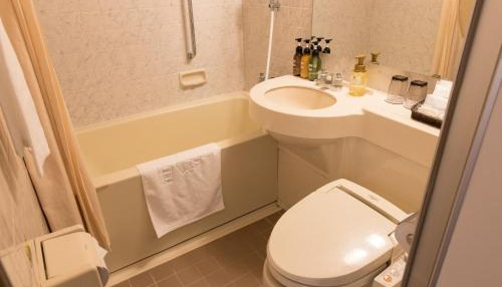 Badkamer - IP City Hotel Osaka - Imperial Palace Group