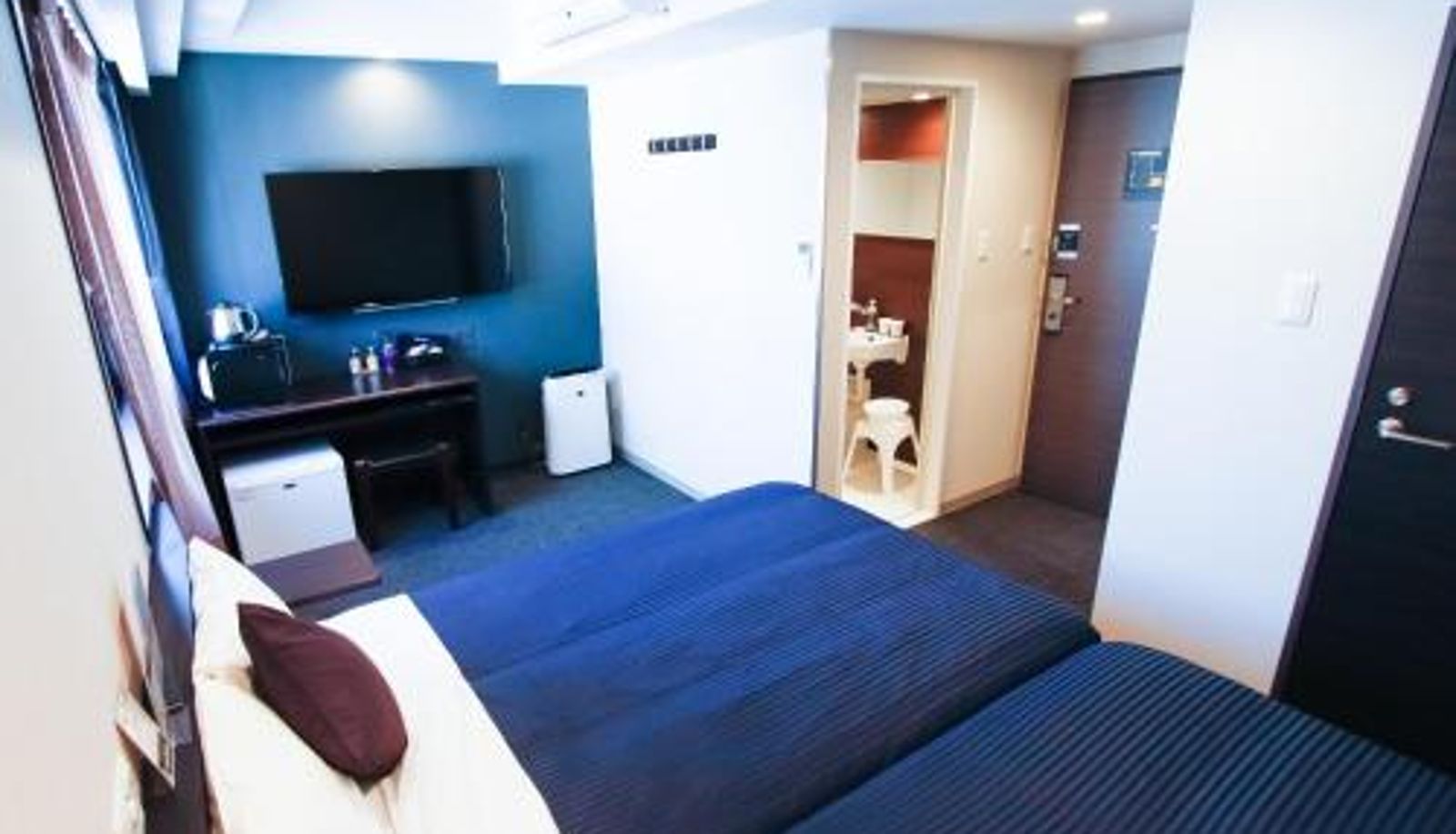 Info - HOTEL LiVEMAX Shinsaibashi East