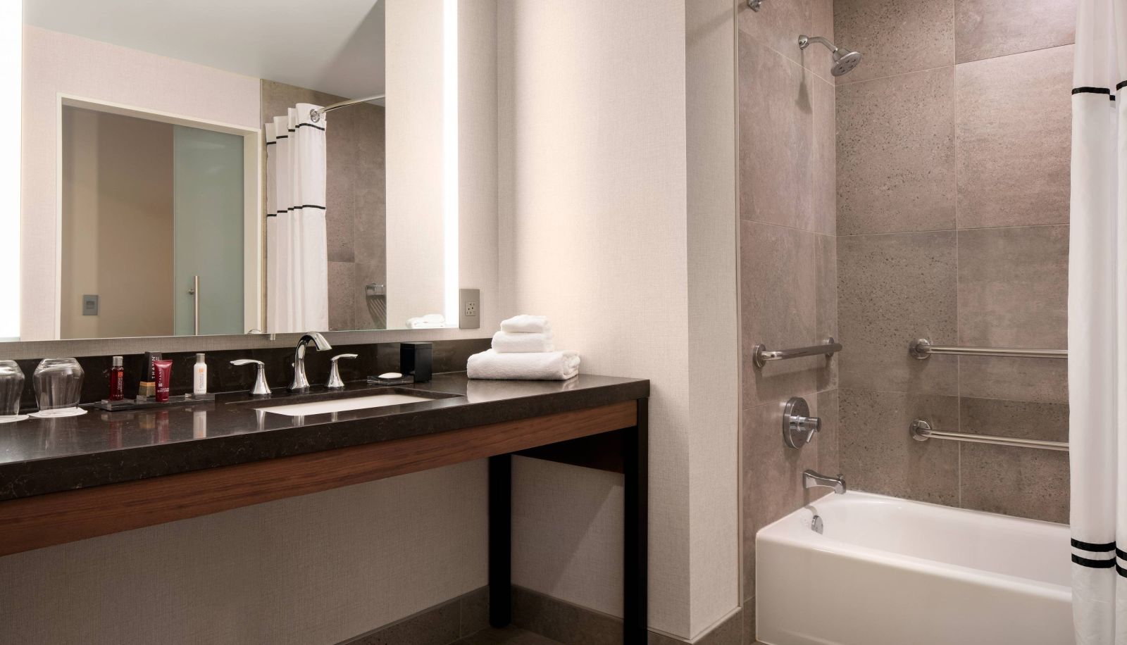 Zimmer - Santa Ynez Valley Marriott