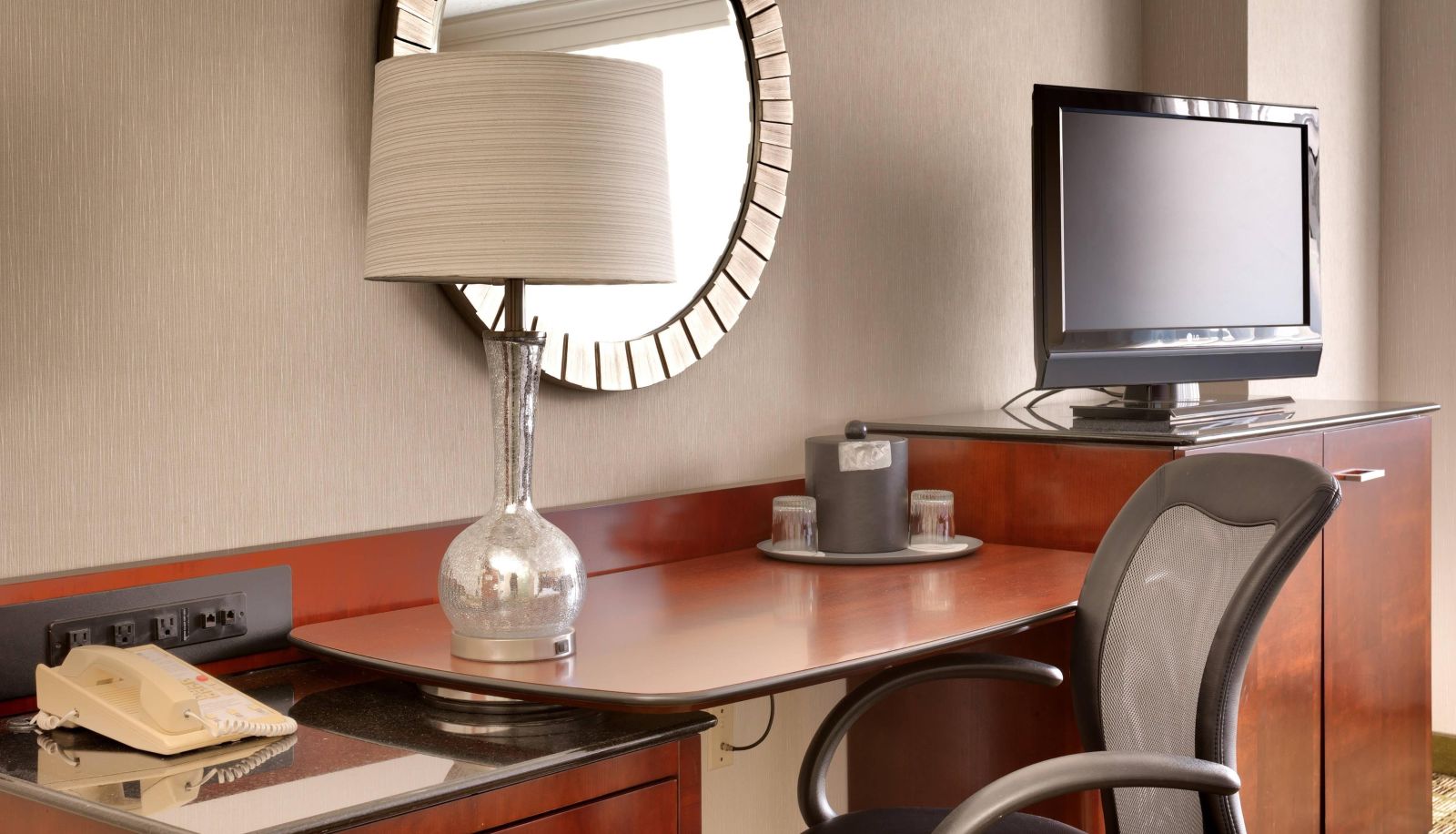 Room - Salt Lake City Marriott University Park